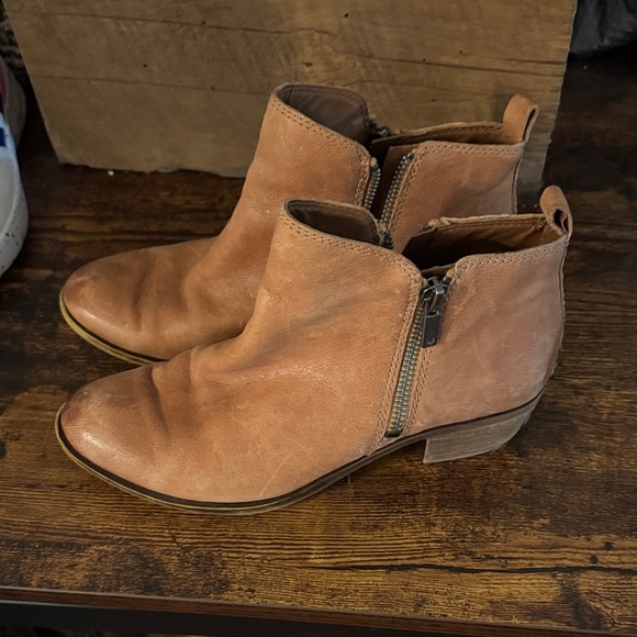 Lucky Brand Brown Ankle Booties - Picture 1 of 1